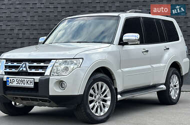 Позашляховик / Кросовер Mitsubishi Pajero 2008 в 