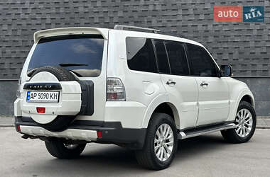 Позашляховик / Кросовер Mitsubishi Pajero 2008 в 