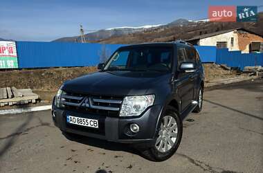 Внедорожник / Кроссовер Mitsubishi Pajero 2007 в 