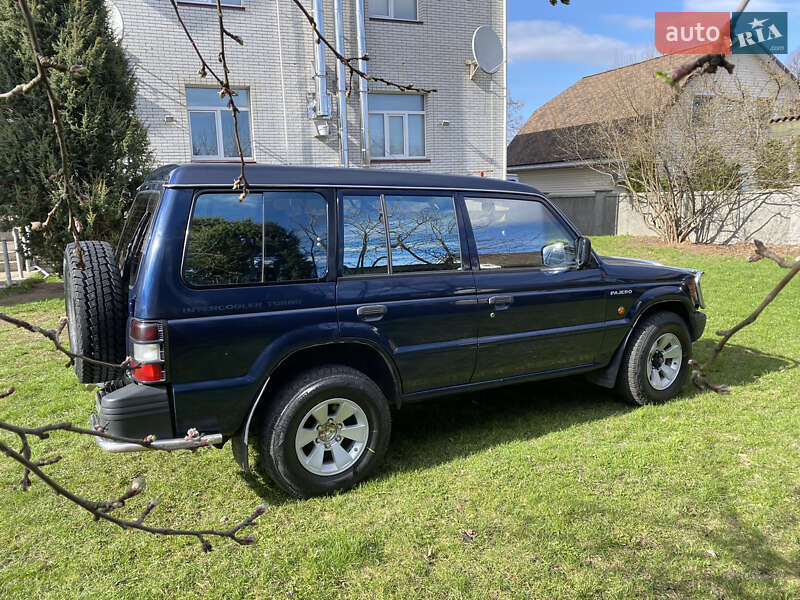 Внедорожник / Кроссовер Mitsubishi Pajero 1997 в Чернигове