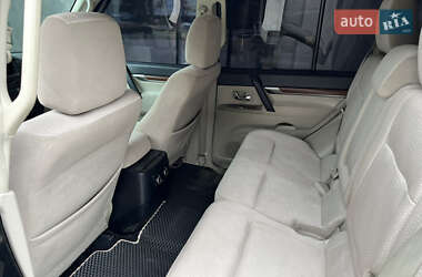 Внедорожник / Кроссовер Mitsubishi Pajero 2007 в 