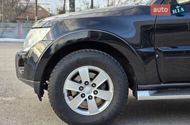 Позашляховик / Кросовер Mitsubishi Pajero 2007 в 