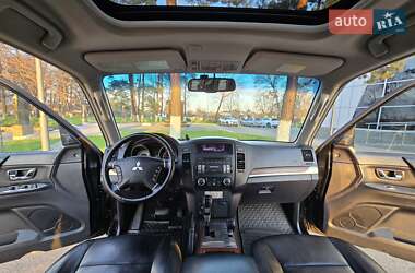 Позашляховик / Кросовер Mitsubishi Pajero 2007 в 