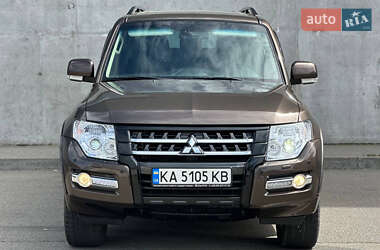 Позашляховик / Кросовер Mitsubishi Pajero 2019 в Києві