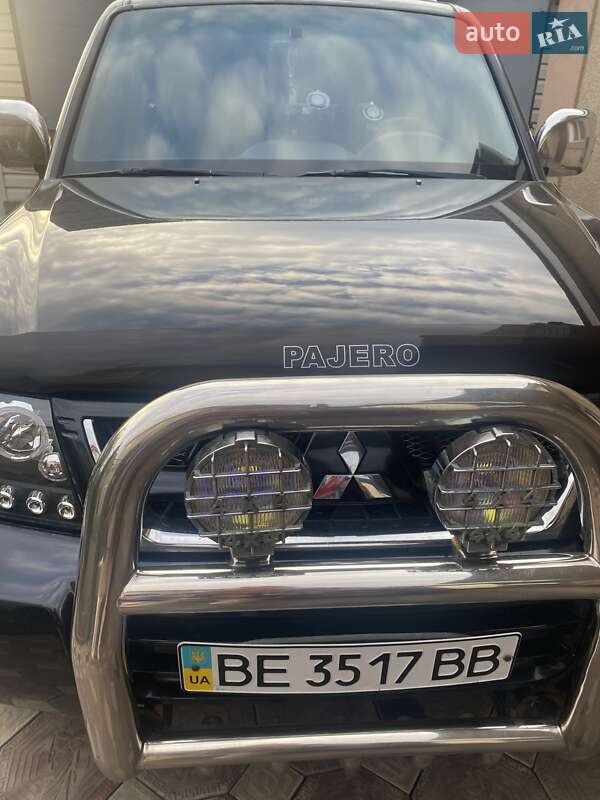 Внедорожник / Кроссовер Mitsubishi Pajero 2005 в Первомайске
