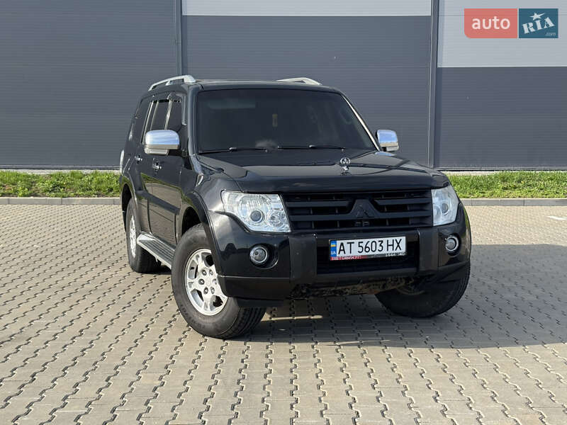 Внедорожник / Кроссовер Mitsubishi Pajero 2007 в 