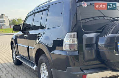 Внедорожник / Кроссовер Mitsubishi Pajero 2007 в 