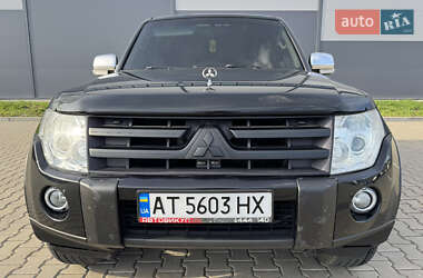 Внедорожник / Кроссовер Mitsubishi Pajero 2007 в 