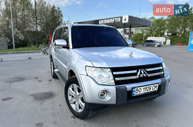 Внедорожник / Кроссовер Mitsubishi Pajero 2007 в 