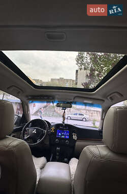 Внедорожник / Кроссовер Mitsubishi Pajero 2007 в 