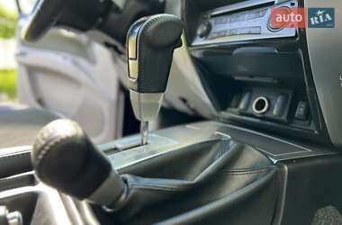 Позашляховик / Кросовер Mitsubishi Pajero 2011 в 