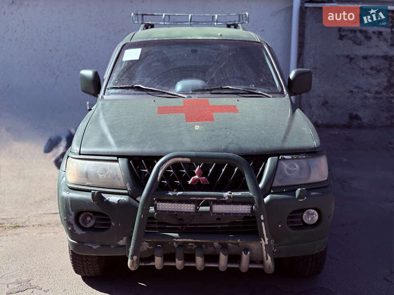 Внедорожник / Кроссовер Mitsubishi Pajero 2000 в Одессе