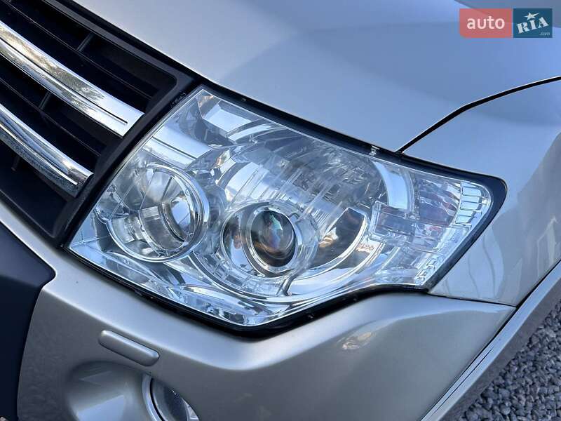 Внедорожник / Кроссовер Mitsubishi Pajero 2007 в Одессе