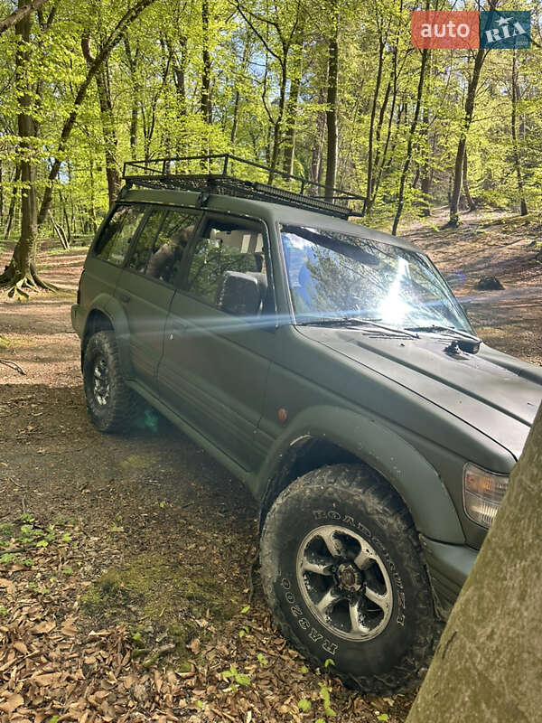 Внедорожник / Кроссовер Mitsubishi Pajero 1996 в Львове