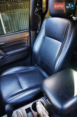 Внедорожник / Кроссовер Mitsubishi Pajero 2007 в 