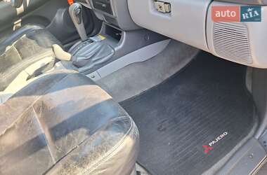 Внедорожник / Кроссовер Mitsubishi Pajero 2007 в 