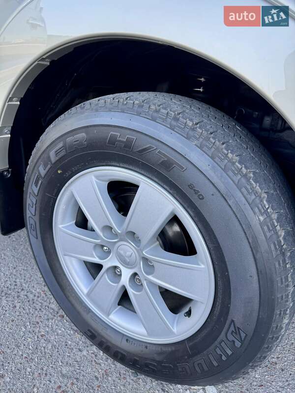 Позашляховик / Кросовер Mitsubishi Pajero 2008 в Дніпрі