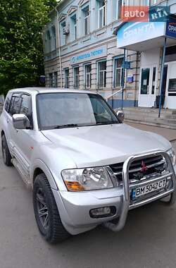Внедорожник / Кроссовер Mitsubishi Pajero 2001 в 