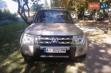 Внедорожник / Кроссовер Mitsubishi Pajero 2008 в Обухове