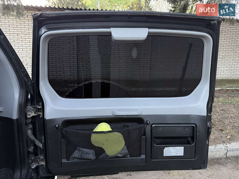 Внедорожник / Кроссовер Mitsubishi Pajero 2004 в Виннице