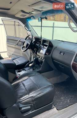 Позашляховик / Кросовер Mitsubishi Pajero 2002 в 