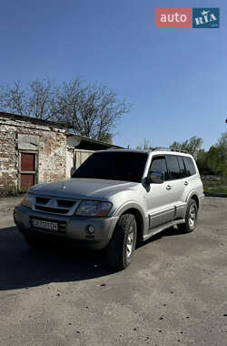 Внедорожник / Кроссовер Mitsubishi Pajero 2004 в 