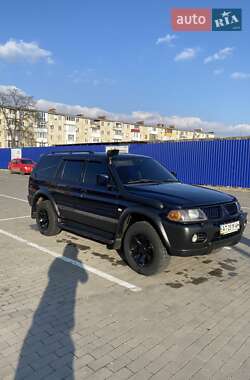 Внедорожник / Кроссовер Mitsubishi Pajero 2005 в 