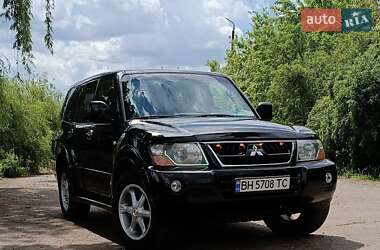 Внедорожник / Кроссовер Mitsubishi Pajero 2004 в Кривом Роге