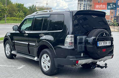 Внедорожник / Кроссовер Mitsubishi Pajero 2007 в 