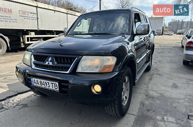 Внедорожник / Кроссовер Mitsubishi Pajero 2006 в 