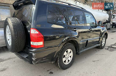 Внедорожник / Кроссовер Mitsubishi Pajero 2006 в 