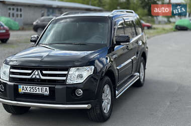 Внедорожник / Кроссовер Mitsubishi Pajero 2008 в Харькове