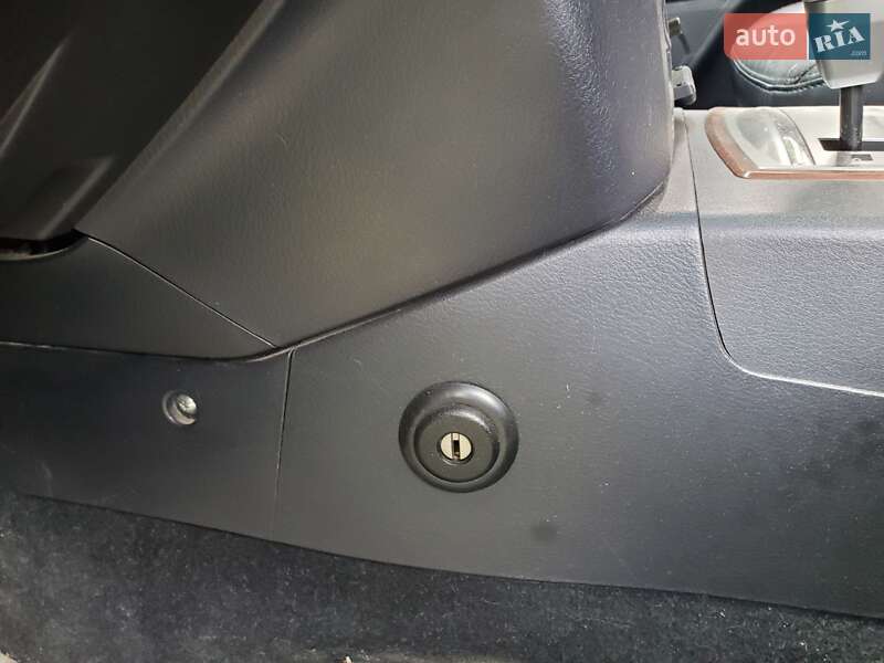 Позашляховик / Кросовер Mitsubishi Pajero 2008 в Чернівцях фото 7 Позашляховик / Кросовер Mitsubishi Pajero 2008 в Чернівцях