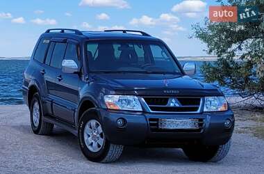Внедорожник / Кроссовер Mitsubishi Pajero 2007 в 