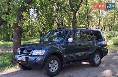 Внедорожник / Кроссовер Mitsubishi Pajero 2007 в 