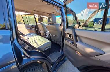 Внедорожник / Кроссовер Mitsubishi Pajero 2007 в 