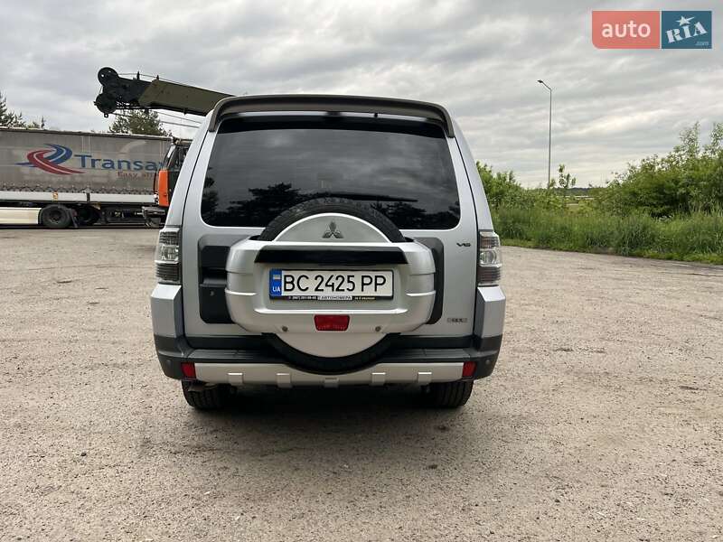 Внедорожник / Кроссовер Mitsubishi Pajero 2007 в Львове