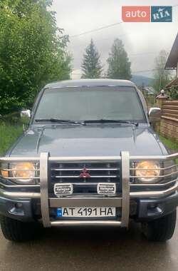 Внедорожник / Кроссовер Mitsubishi Pajero 1998 в Яремче