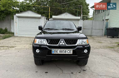 Внедорожник / Кроссовер Mitsubishi Pajero 2007 в 