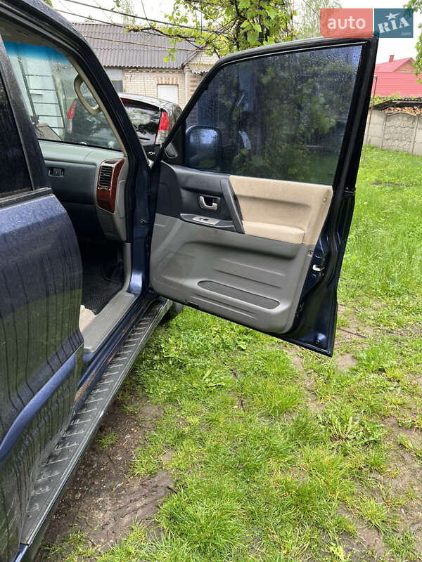 Позашляховик / Кросовер Mitsubishi Pajero 2006 в Луцьку фото 8 Позашляховик / Кросовер Mitsubishi Pajero 2006 в Луцьку