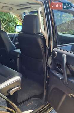 Позашляховик / Кросовер Mitsubishi Pajero 2008 в 