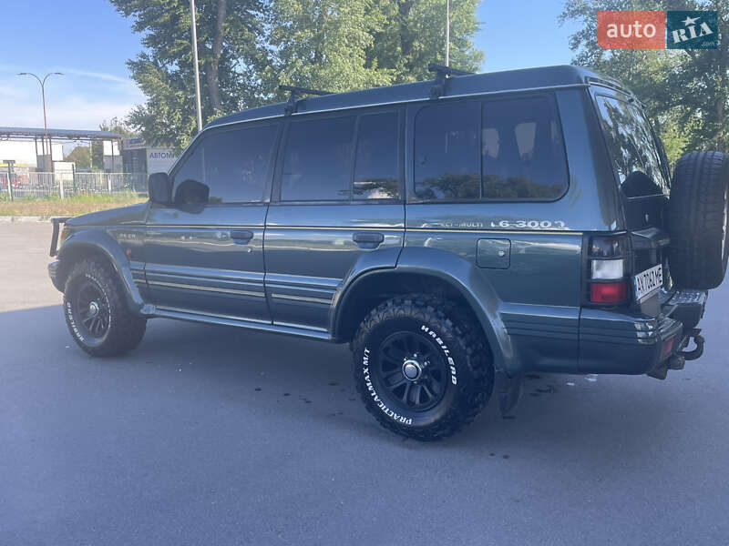 Внедорожник / Кроссовер Mitsubishi Pajero 1993 в Кременчуге