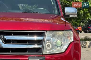 Внедорожник / Кроссовер Mitsubishi Pajero 2007 в 