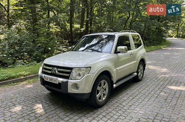 Внедорожник / Кроссовер Mitsubishi Pajero 2008 в Каневе