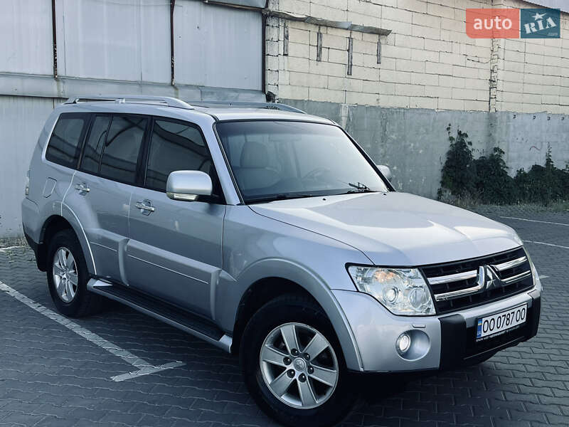 Внедорожник / Кроссовер Mitsubishi Pajero 2007 в Одессе