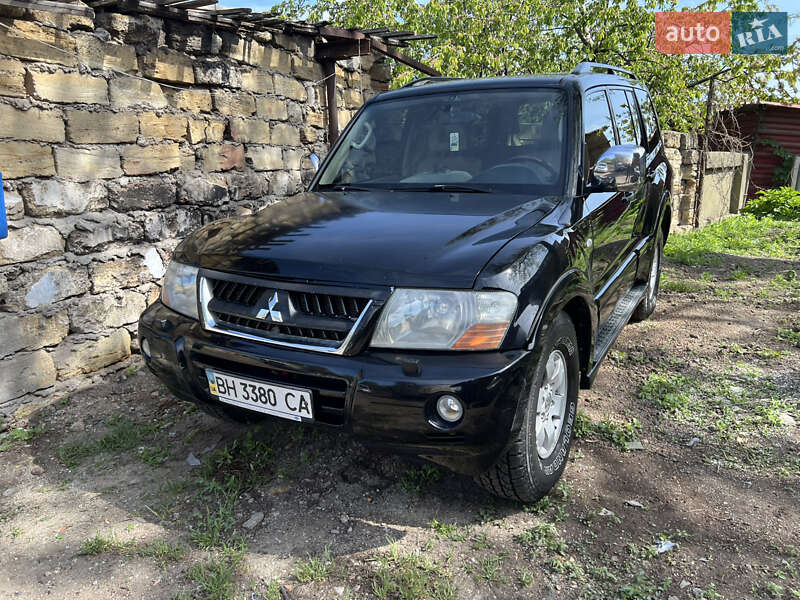 Mitsubishi Pajero 2006