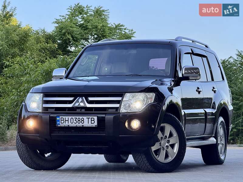 Mitsubishi Pajero 2009