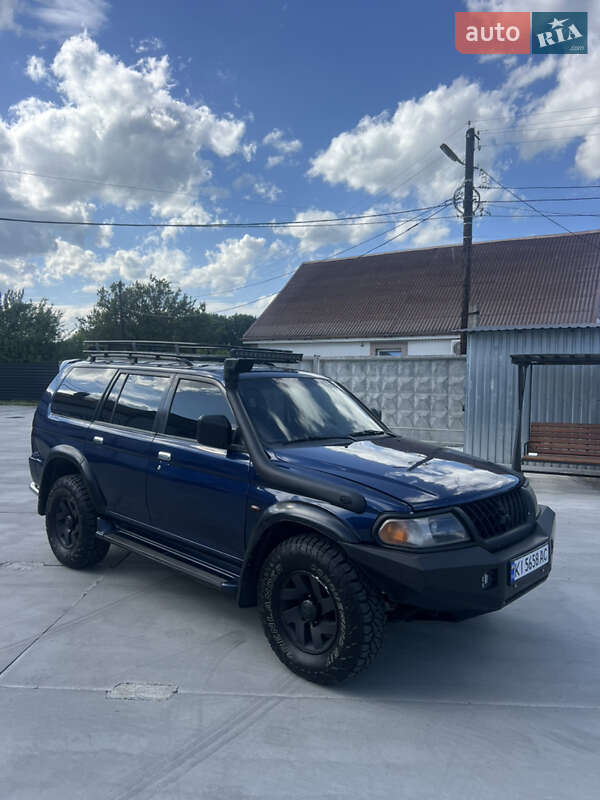 Внедорожник / Кроссовер Mitsubishi Pajero 2001 в Белой Церкви