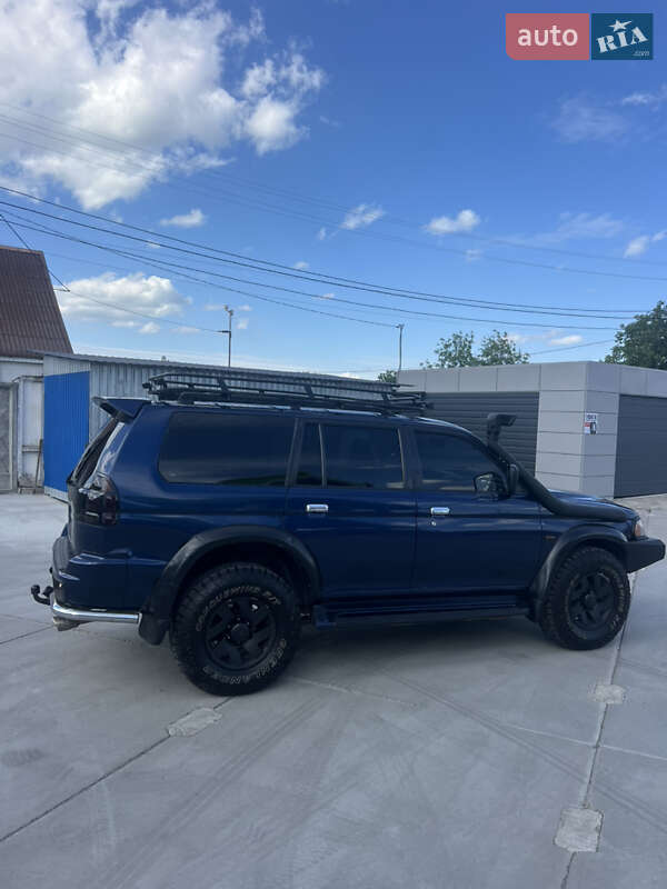 Внедорожник / Кроссовер Mitsubishi Pajero 2001 в Белой Церкви