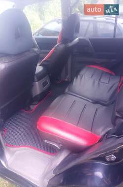 Внедорожник / Кроссовер Mitsubishi Pajero 2001 в 
